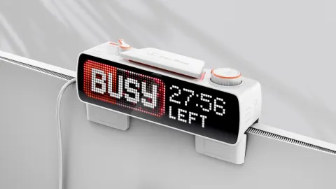 Flipper Device's new Busy Bar is a customizable display for productivity